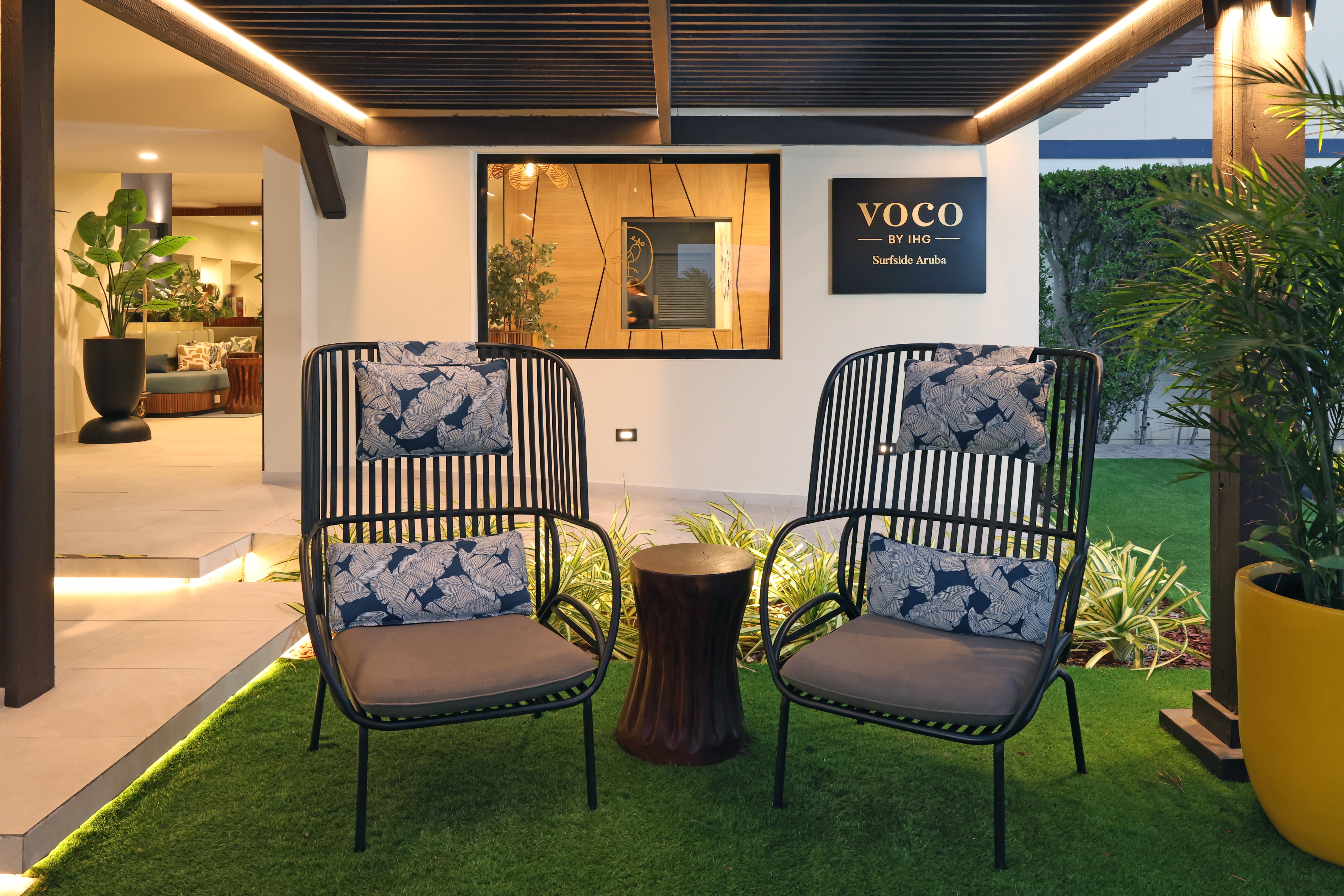 Voco Surfside Aruba by IHG 46/90