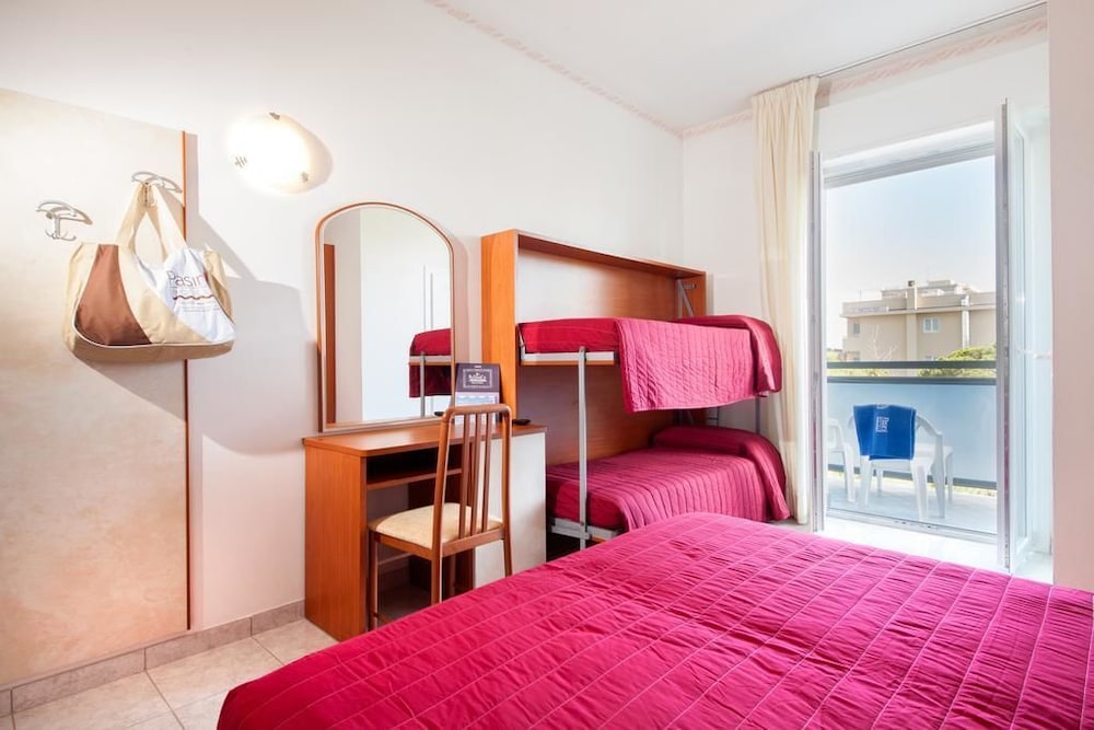 Hotel Stacchini 12/44
