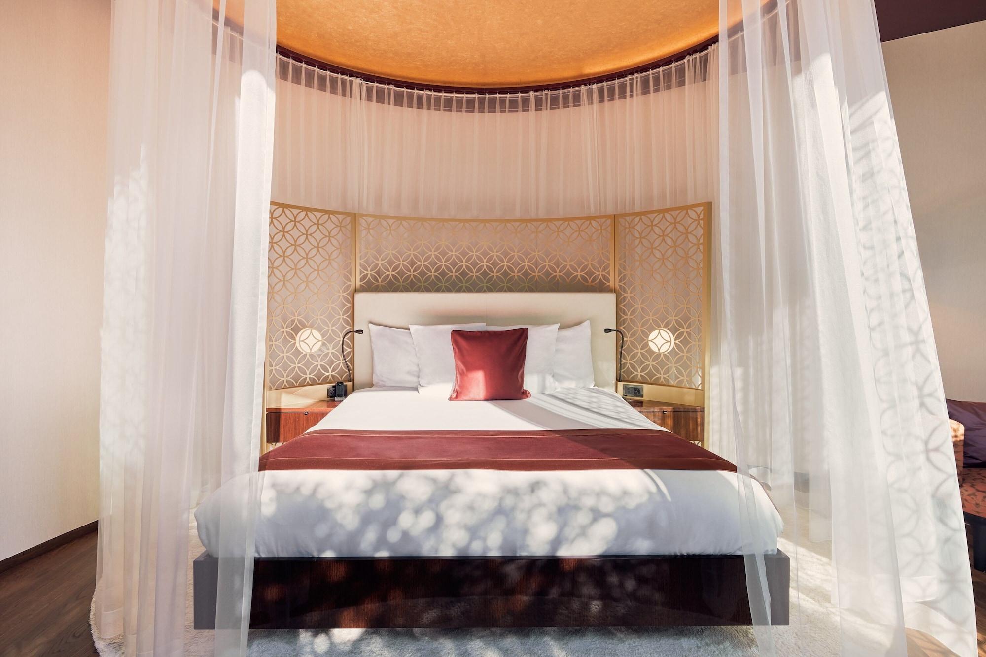 Residence, Suite, Butler, Terrace، The Dolder Grand 2/3