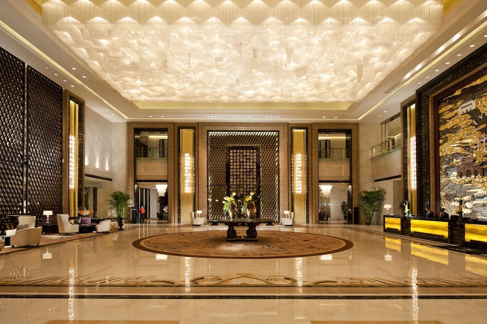 Hilton Nanjing 15/98