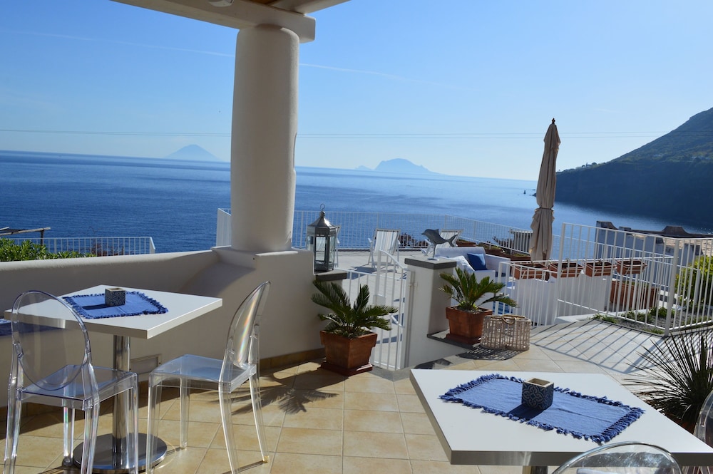 'A Alera Room And Breakfast 27/50