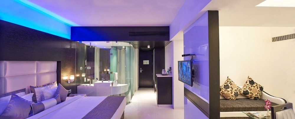 Muza hotels at eskay resorts (ex The E-Hotel) 63/74