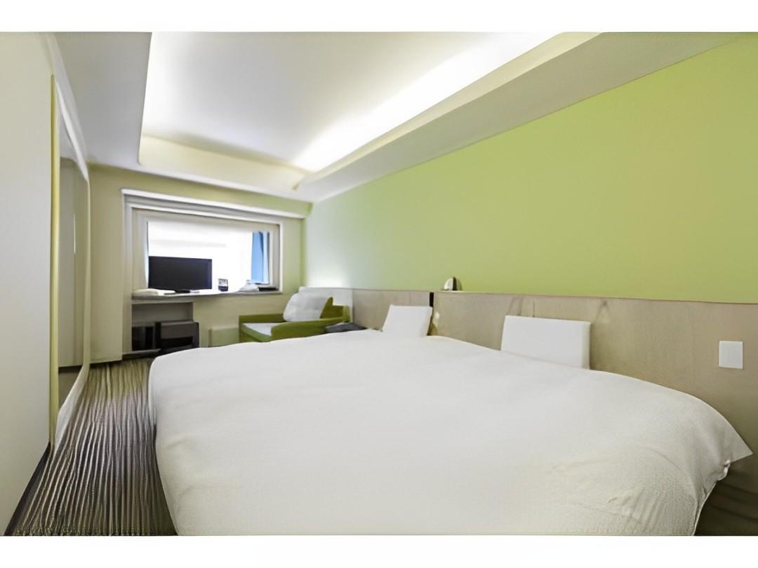 Hollywood, Twin Beds