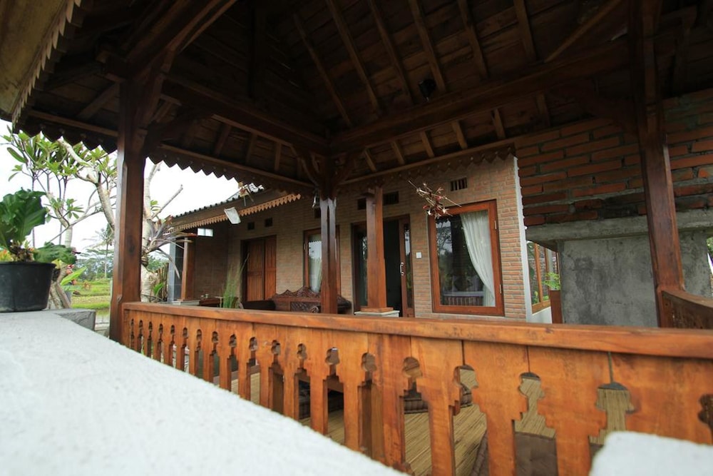 Uma Chaming Villas & Gym 6/32