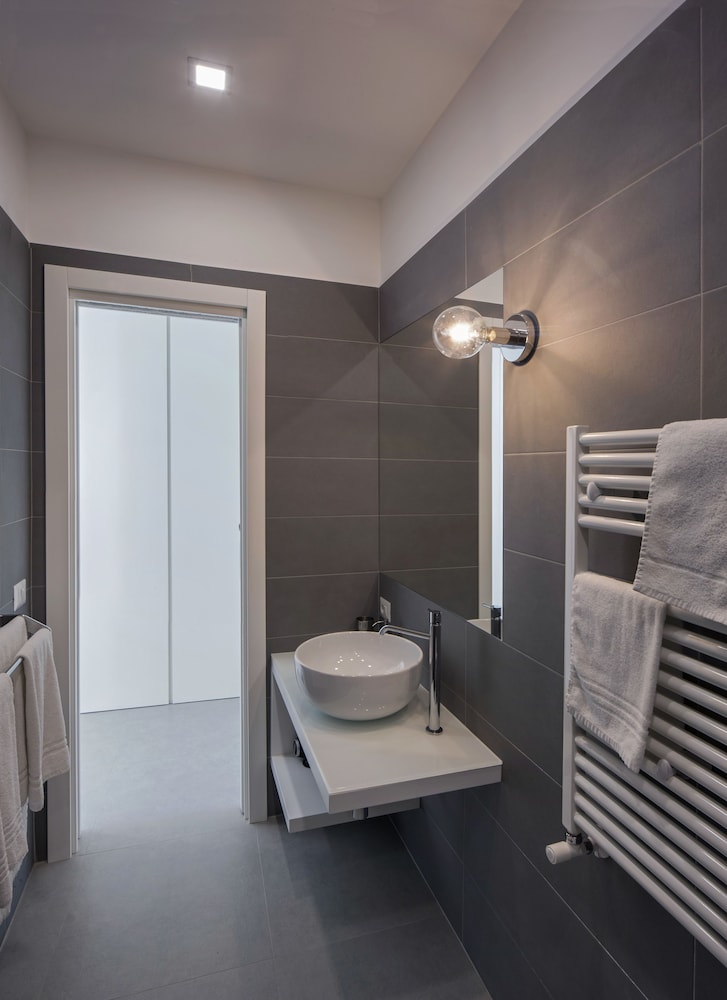 Relais Castel Nuovo 34/36