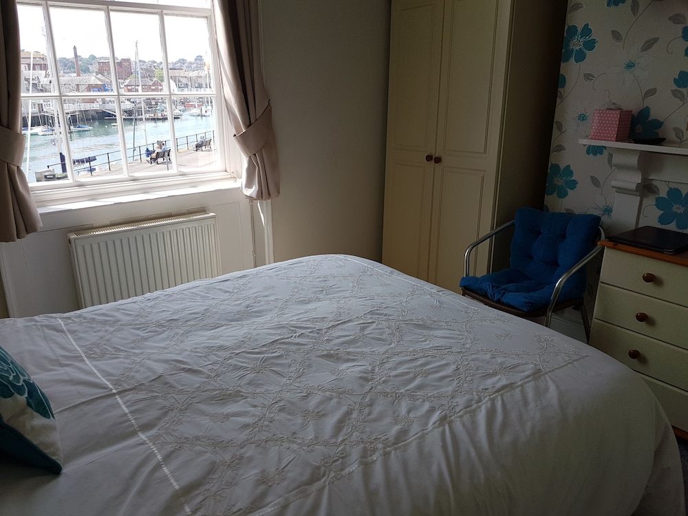 Beach View Guest House 3/10