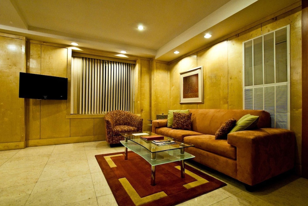 The Eldon Luxury Suites 26/51