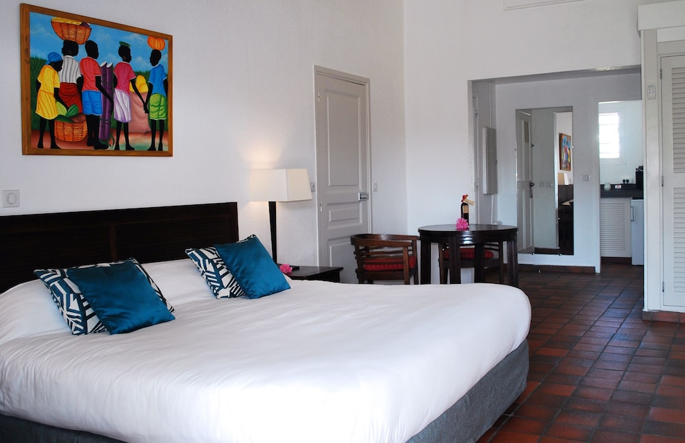 Esmeralda Resort 28/81