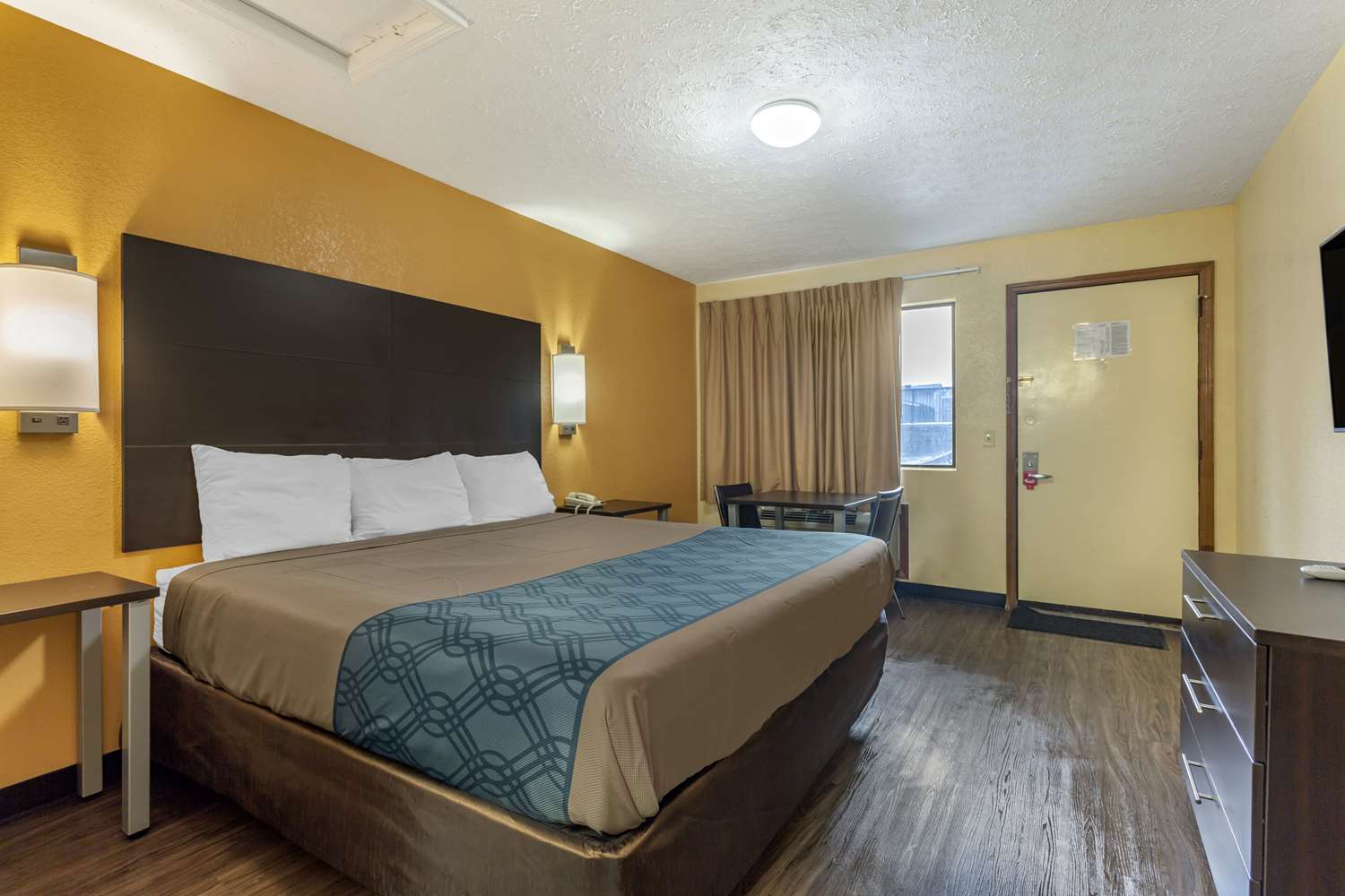 Room, King Bed