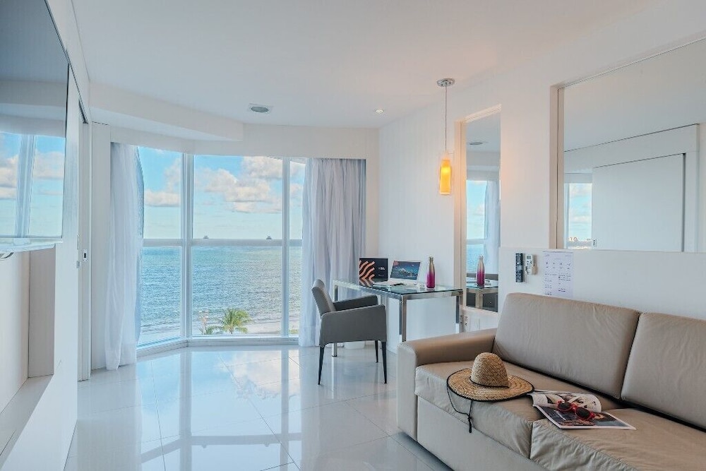 Hotel Brisa Praia، ماسايو 45/65