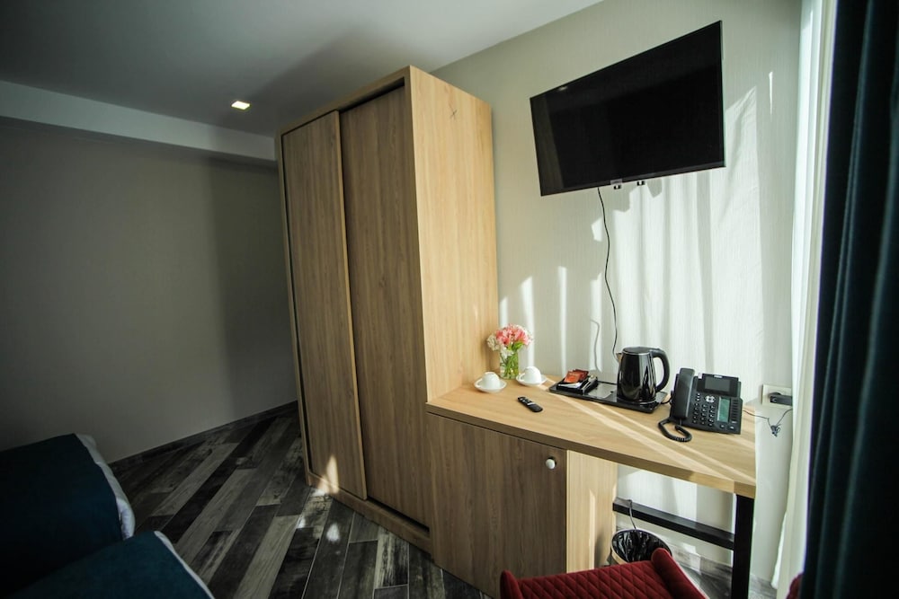 Borjomi Underwood Hotel 52/60