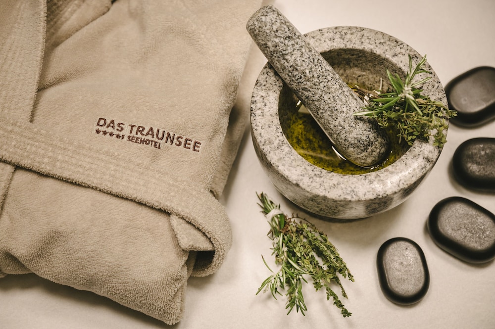 DAS TRAUNSEE 16/48