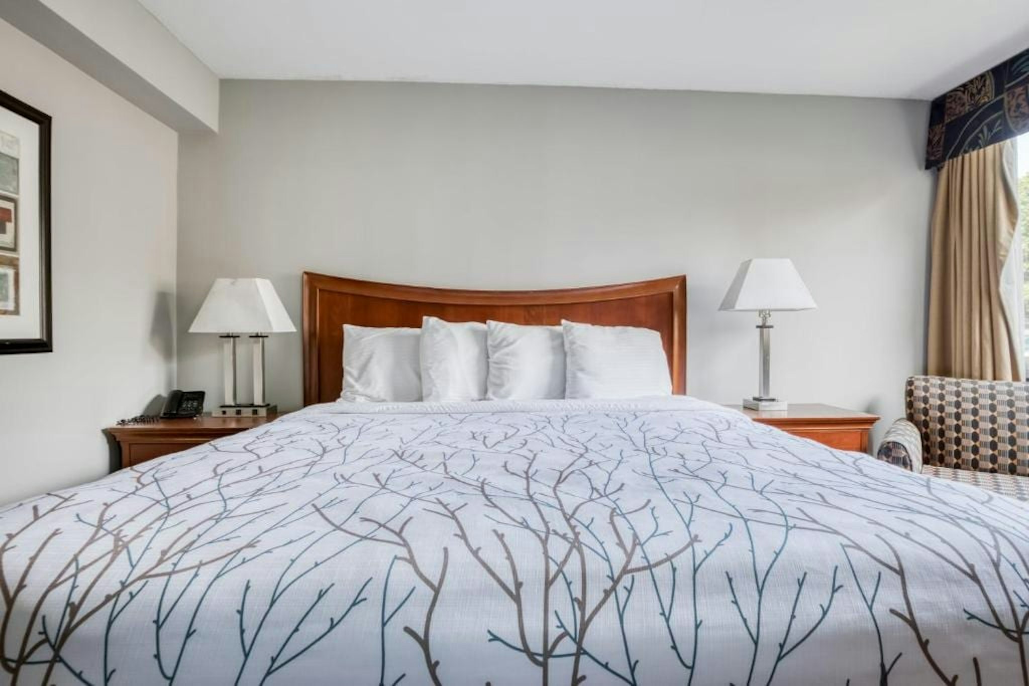 PREMIUM, KING BED