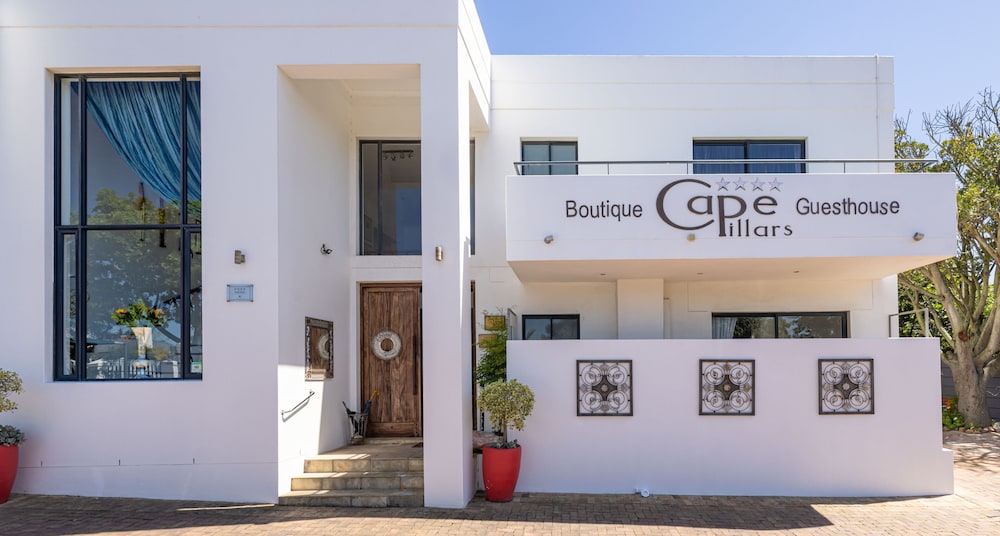 Cape Pillars Boutique Hotel 2/41