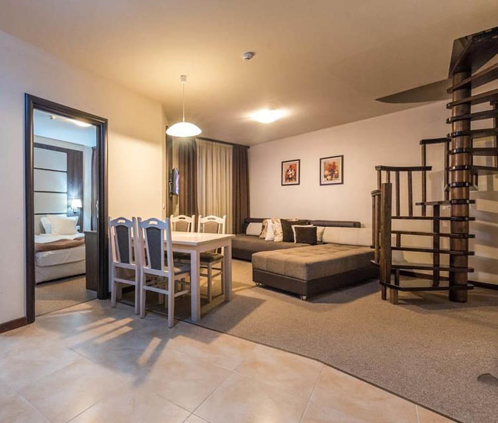 HOTEL COMPLEX ZARA RESORT & SPA 40/54