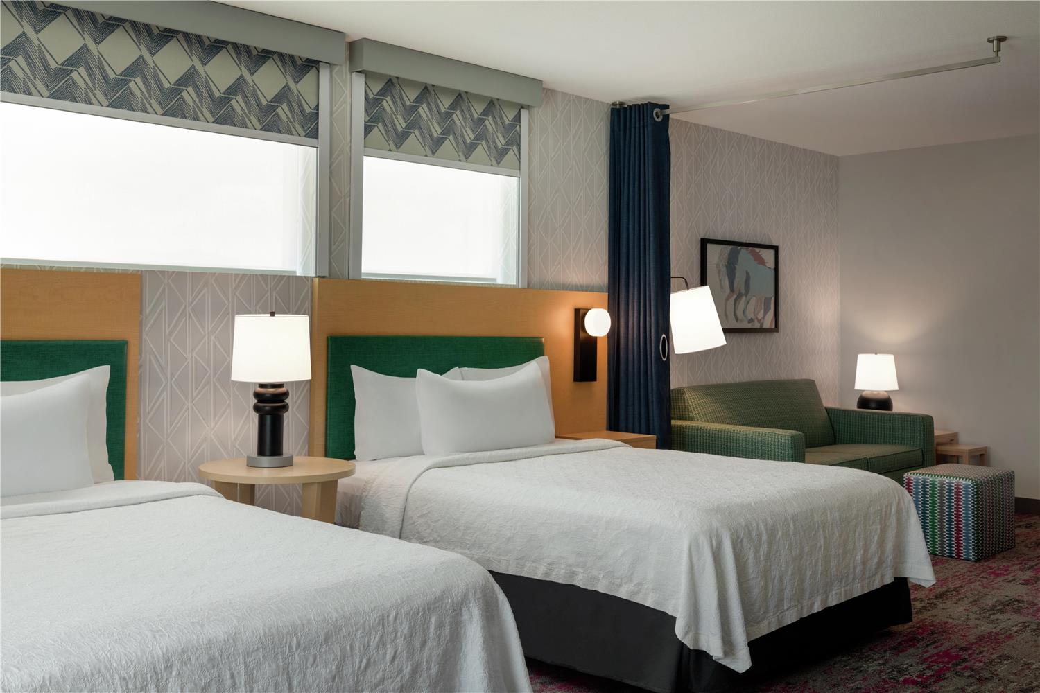 STUDIO, 2 QUEEN BEDS, ACCESSIBLE