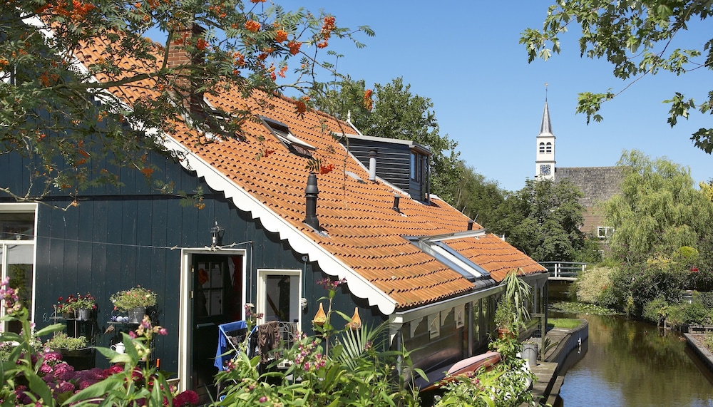 Suitehotel Posthoorn 4/50