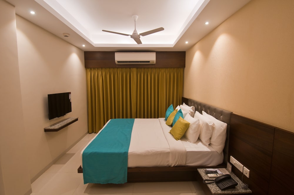 Calangute Towers 14/50
