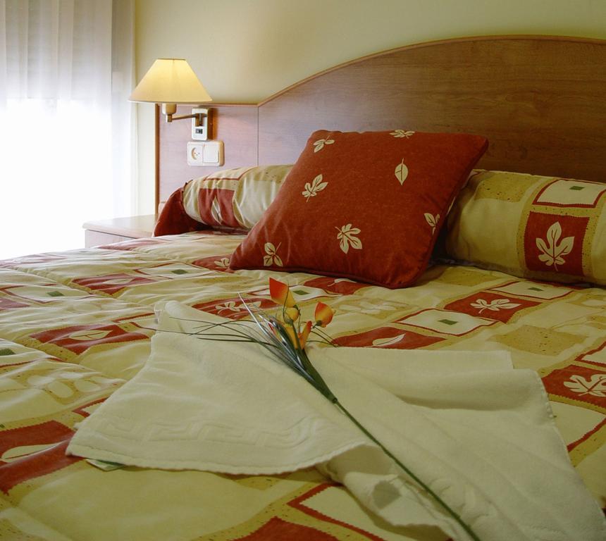 APARTAMENTOS MARSIL 8/26