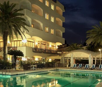 Grand Hotel Don Juan 4/41