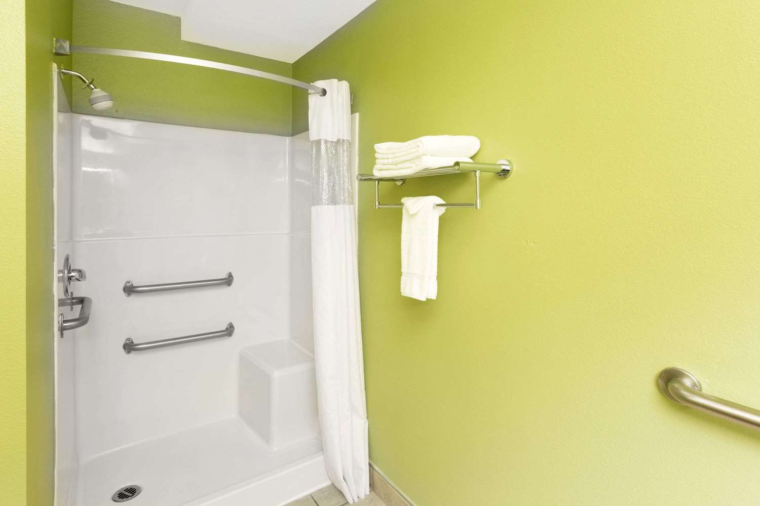 Days Inn by Wyndham Newport OR 20/20