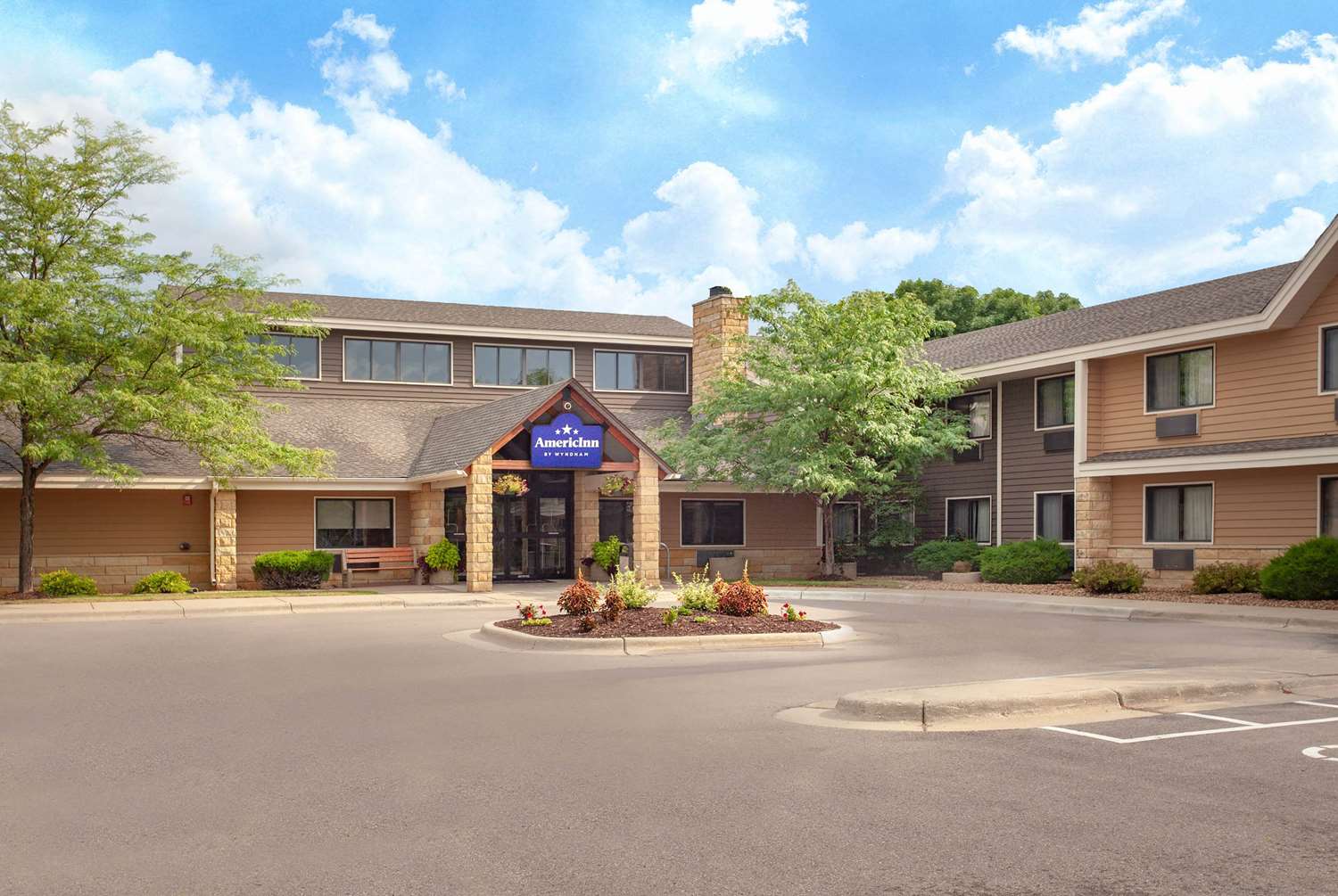 AmericInn by Wyndham Mankato Event Center 51/55