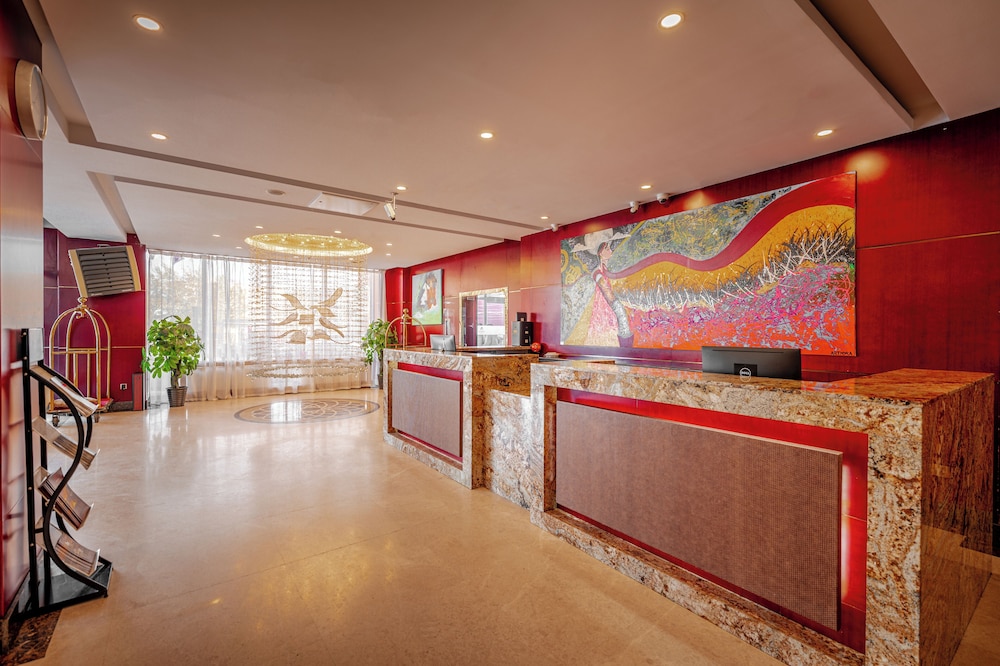 Premium Hotel 5/59