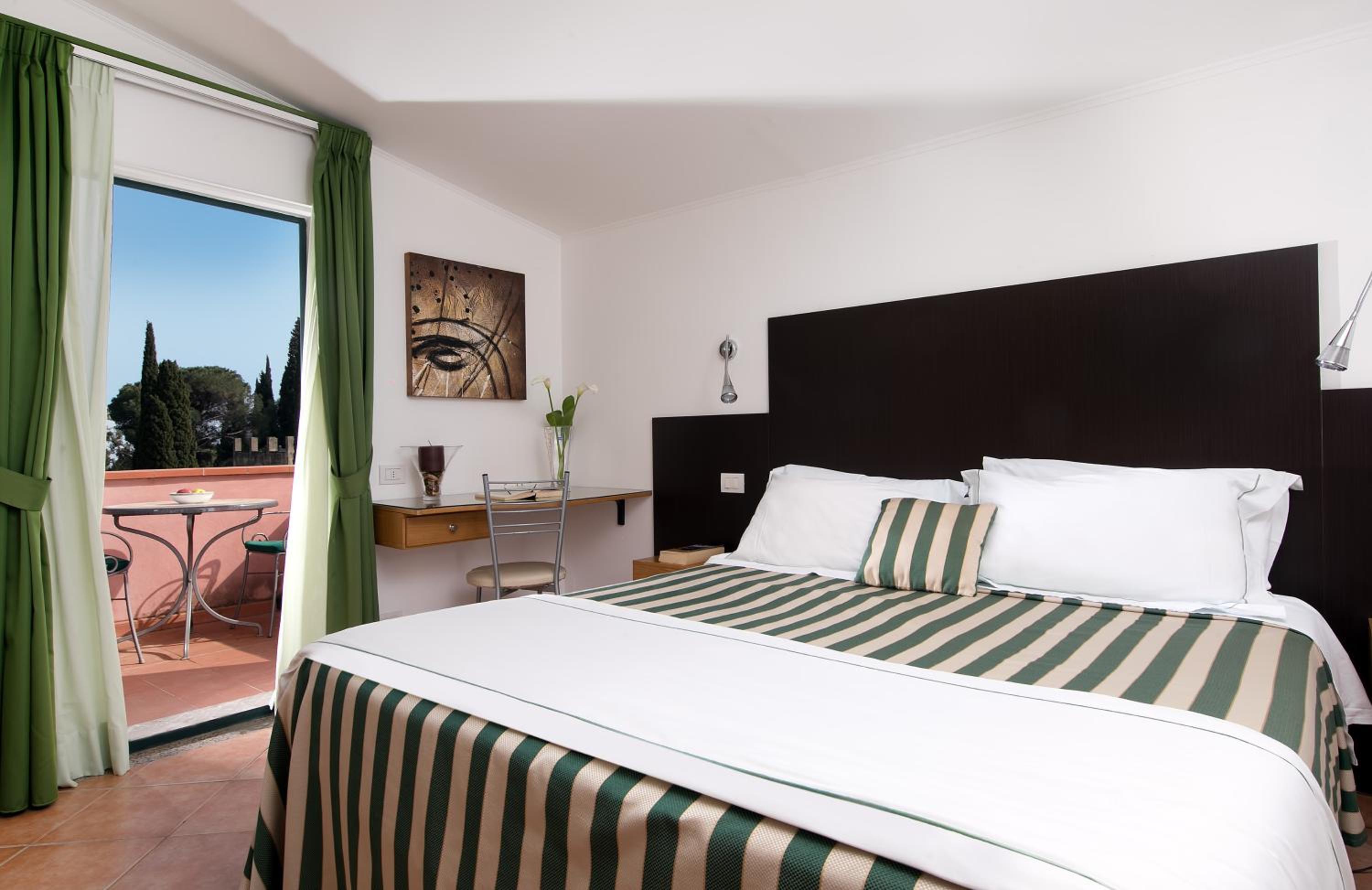Room, Double Bed, Terrace