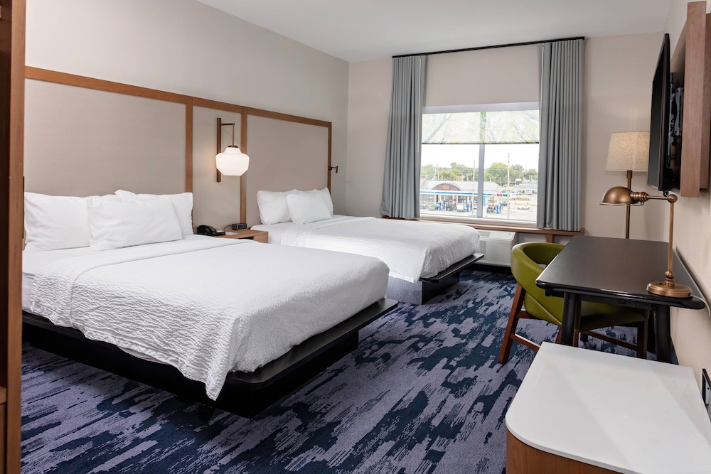 Fairfield Inn Suites Port Clinton Waterfront 9/32