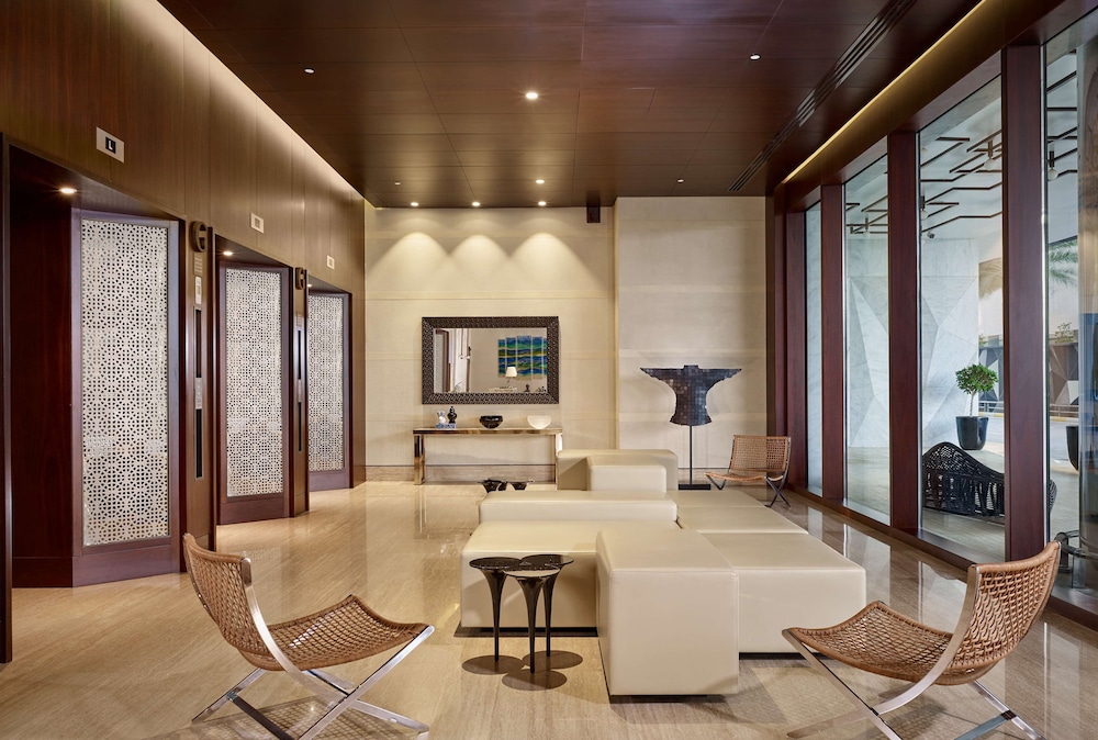 Grand Hyatt Abu Dhabi Hotel and Residences Emirates Pearl 25/47