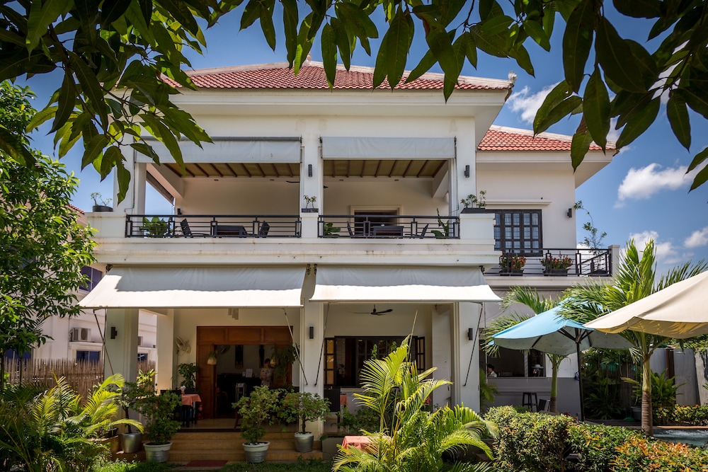 Baby Elephant Boutique Hotel 2/69