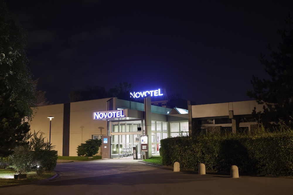 NOVOTEL EVRY COURCOURONNES 1/47