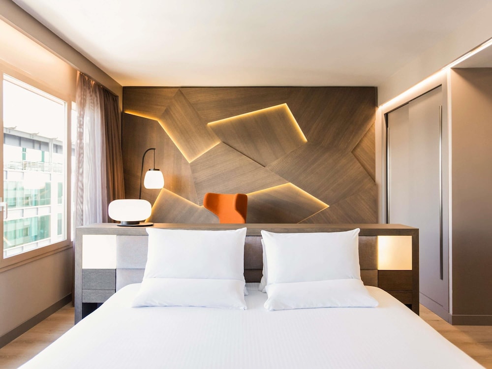Novotel Campo De Las Naciones Hotel 19/73