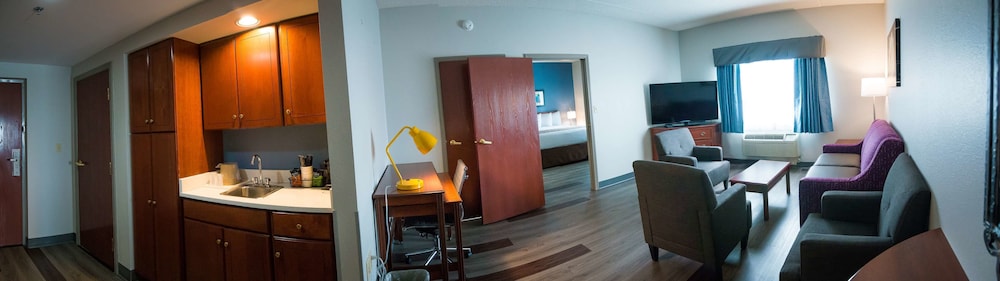 Best Western Louisville Airport Expo 30/37