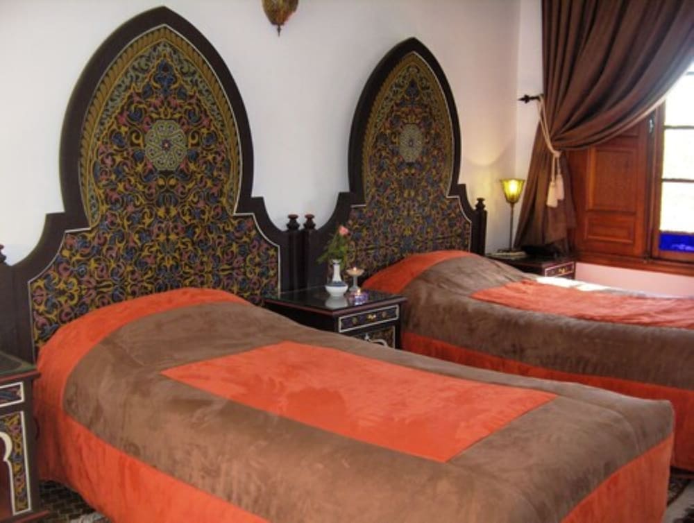 STANDARD, TWIN BEDS