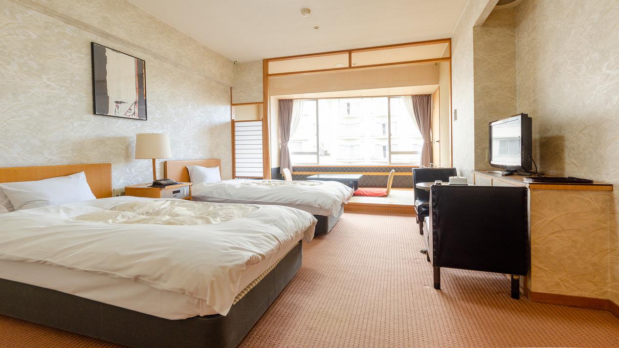 East, Twin Beds