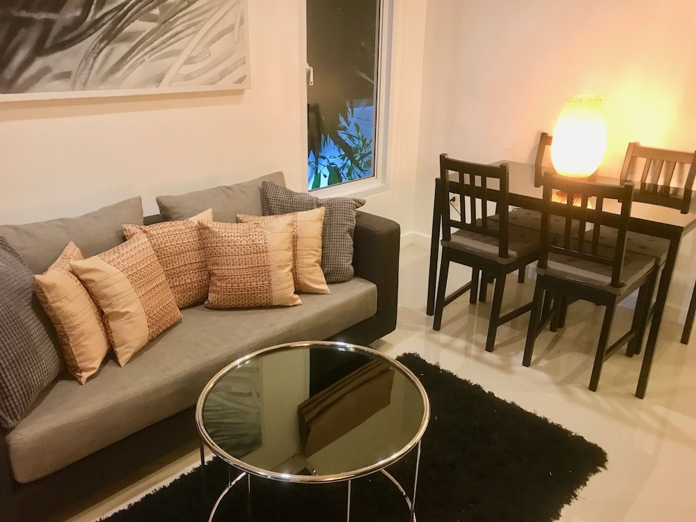 2 Bed Villa 15 Min Walk To Beach 17/36
