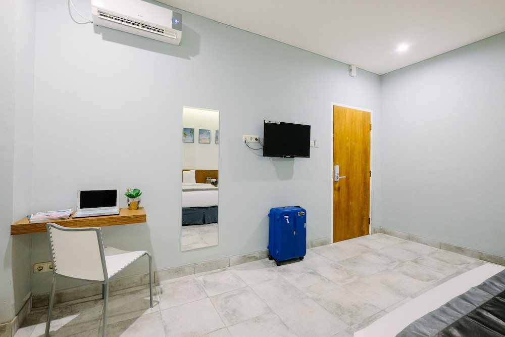 Lopi Hotel 26/36
