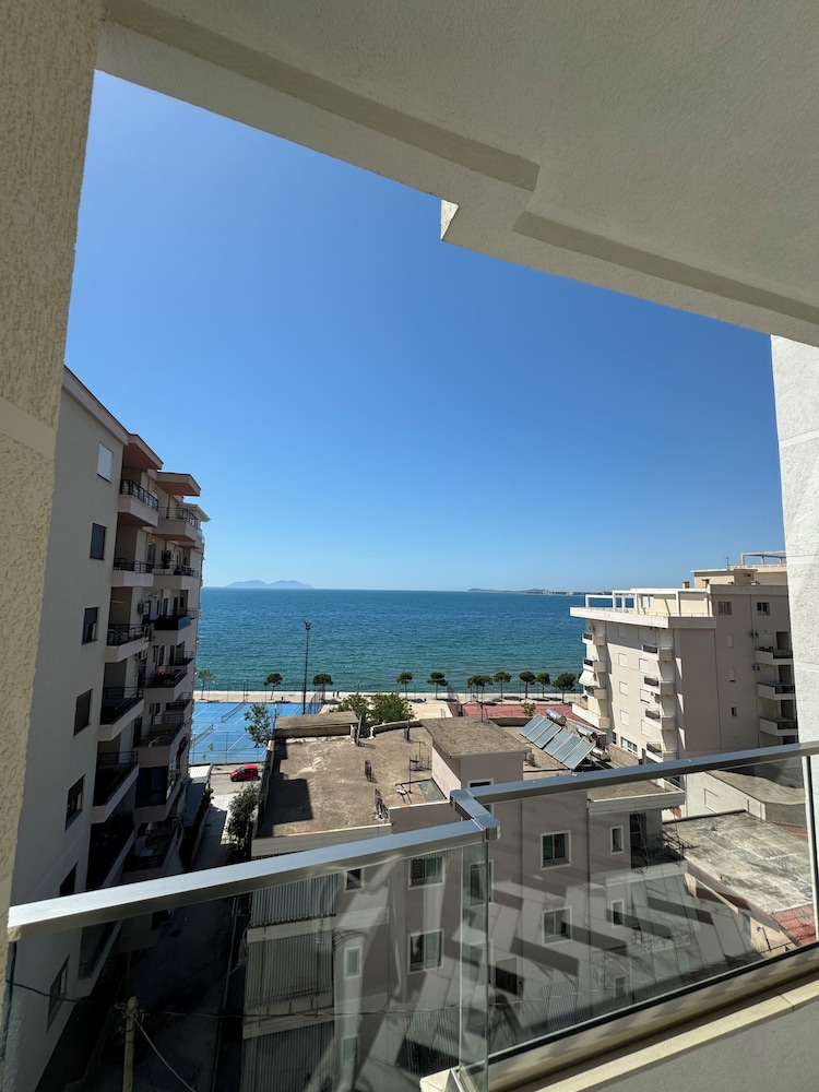 ADEA HOTEL 47/58