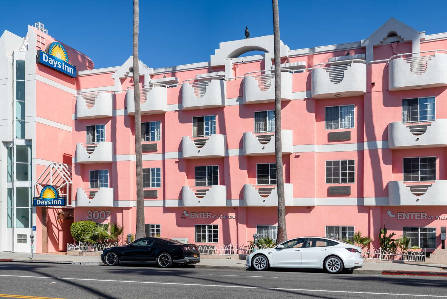 Days Inn by Wyndham Santa Monica 6/45