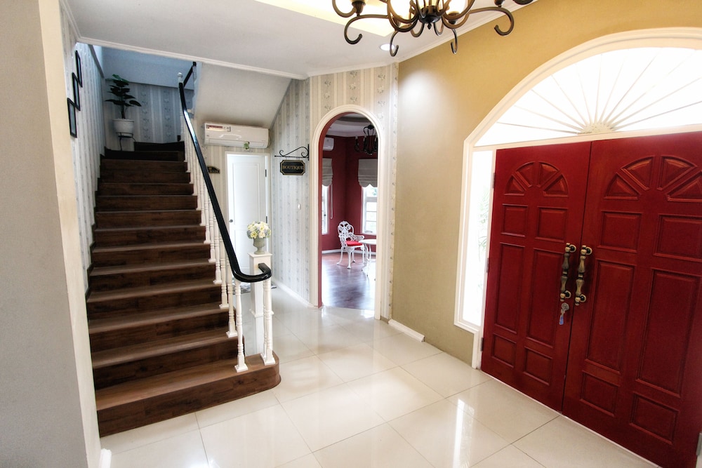 Omah Madam Bed & Breakfast 22/44
