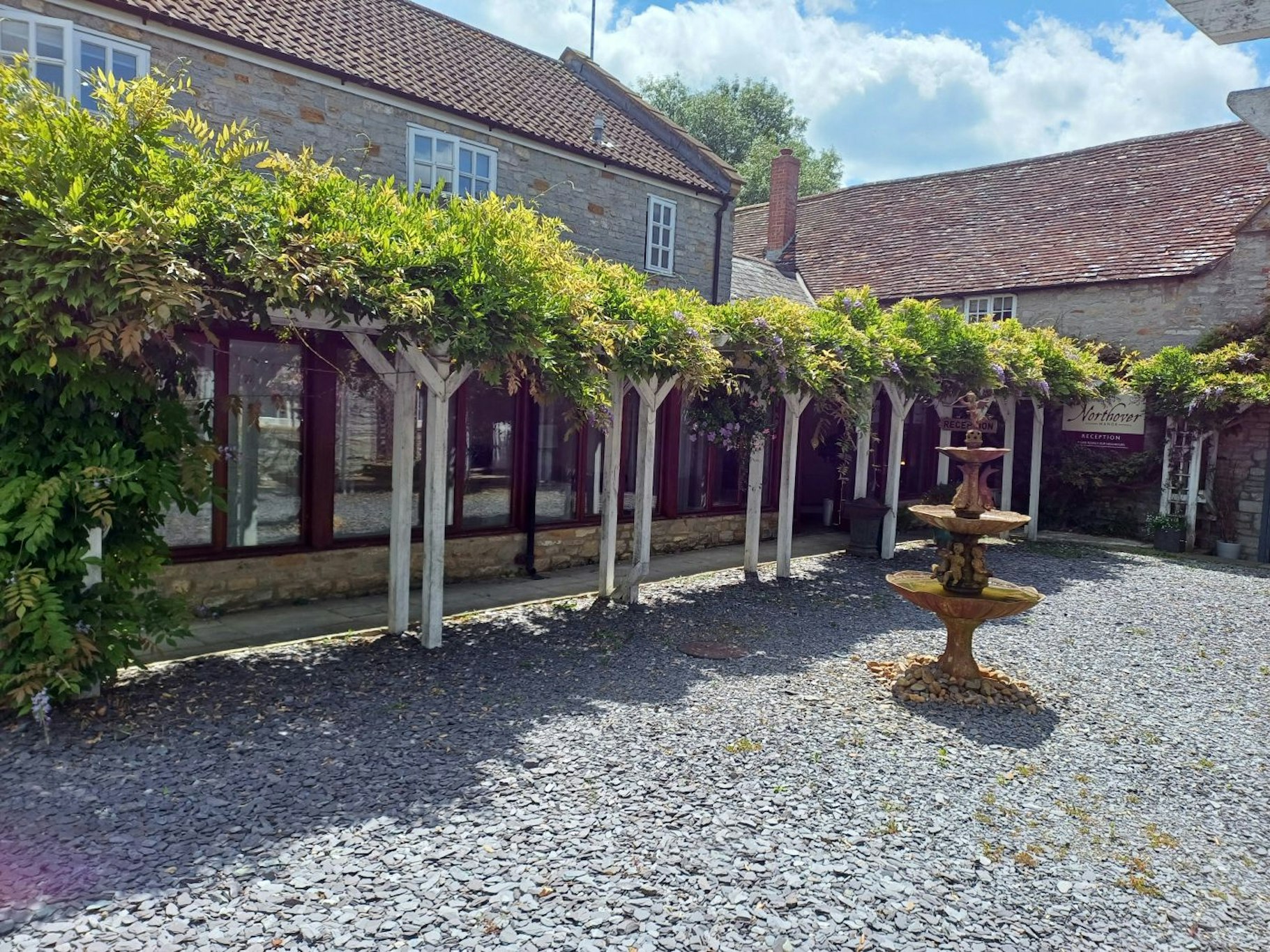 Northover Manor Hotel 8/9