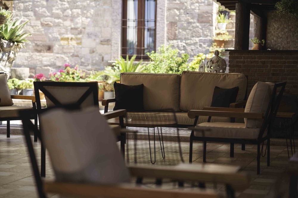Tas Konak Hotel 32/43