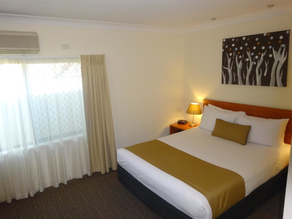 Best Western Tuscany On Tor Motor Inn 7/29
