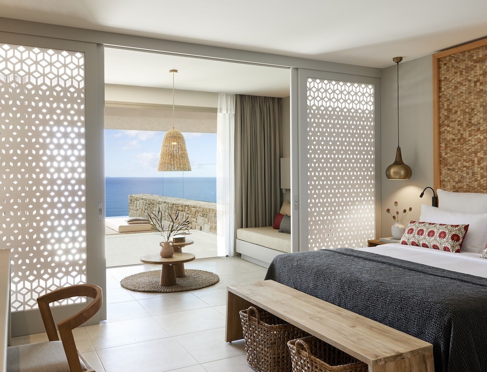 Swim Up, Family, Double Bed, Sea View, 2 Sofa، Marbella Elix 3/9