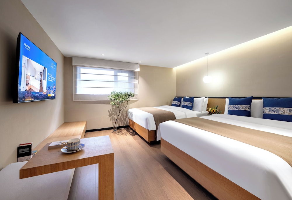 Beijing Aaliyah Wang Fu Jing Forbodden City Boutique Hotel 24/50