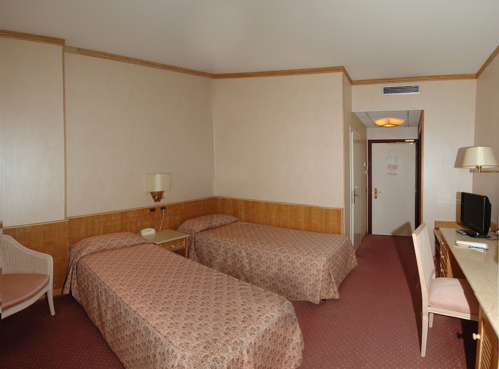 Hotel Bobby Executive 24/50