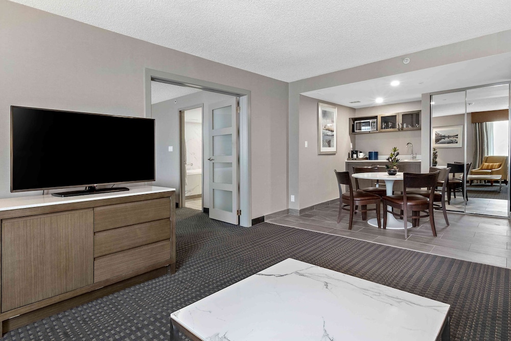 Best Western Premier Calgary Plaza Hotel and Conference Centre 6/65