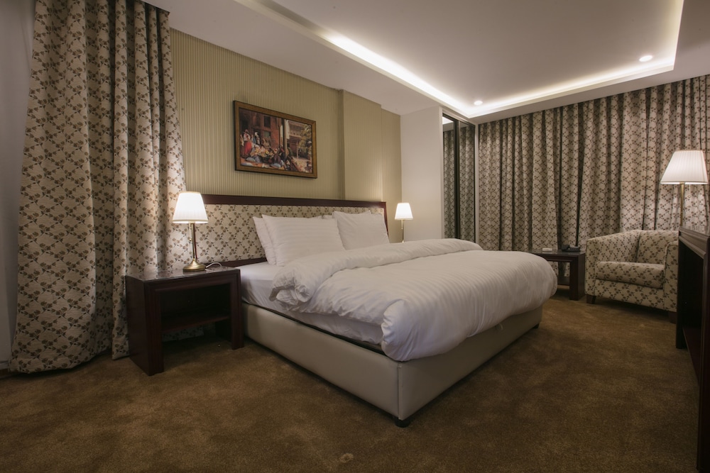 Strand Hotel Jordan 24/59