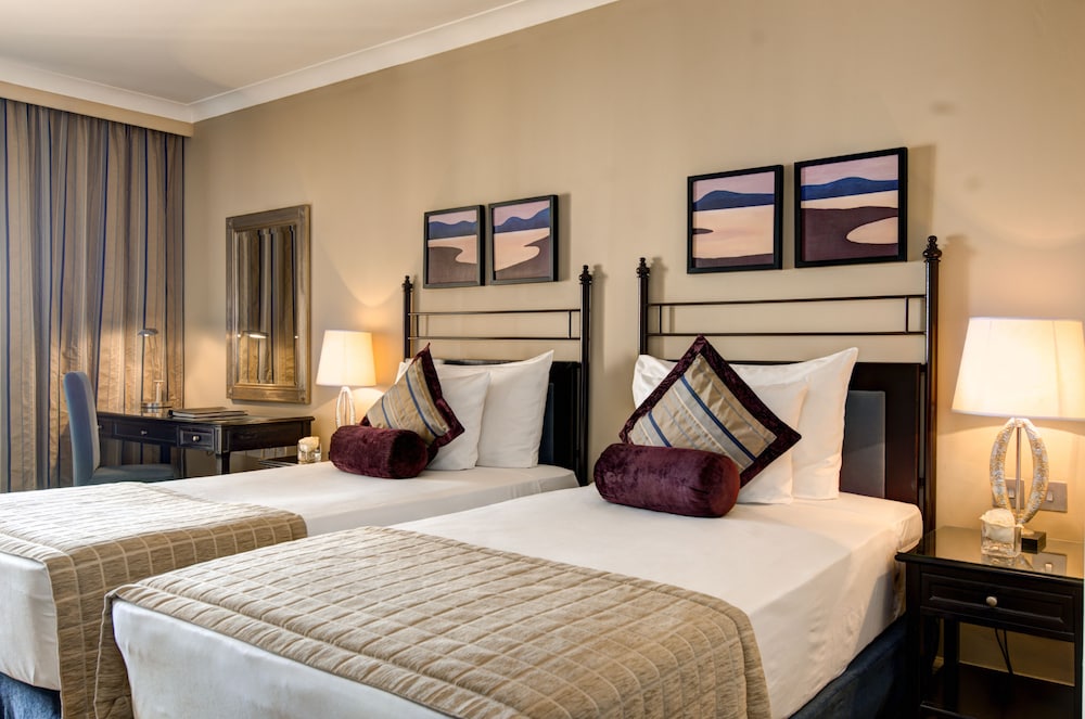 Corinthia Hotel St Georges Bay 18/50